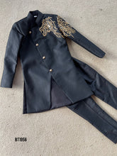 Load image into Gallery viewer, BT1958 Regal Lion Embroidered Party Jacket
