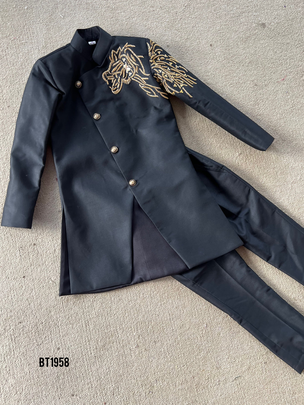 BT1958 Regal Lion Embroidered Party Jacket