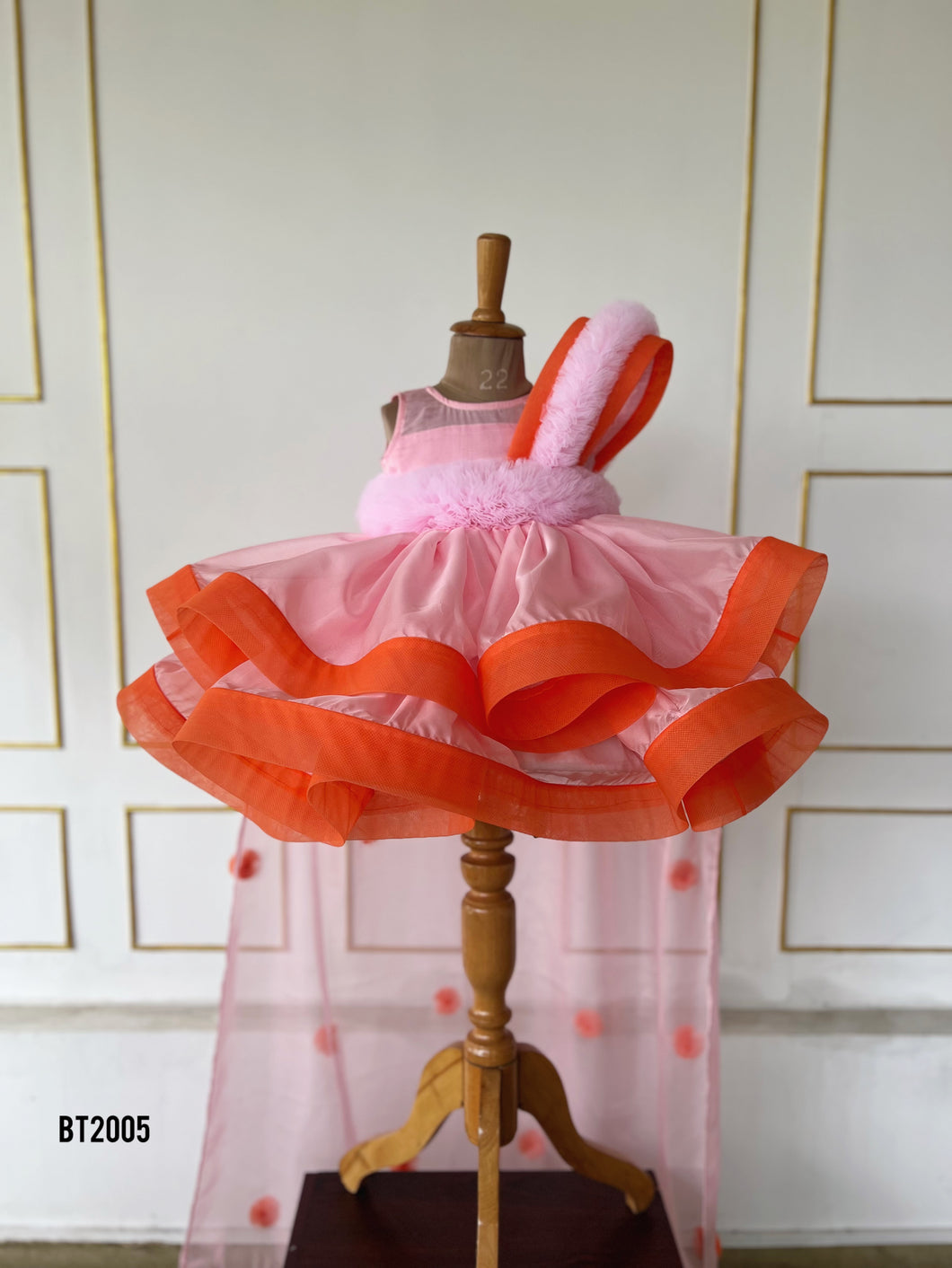 BT2005 🎀Bunny Fun in Pink & Orange – Party-Ready Dress for Your Little Star! 🐰💕