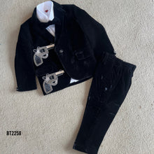 Load image into Gallery viewer, BT2258 🤵🔫 Little Agent – Black Velvet Tux for Stylish Young Gentlemen ✨
