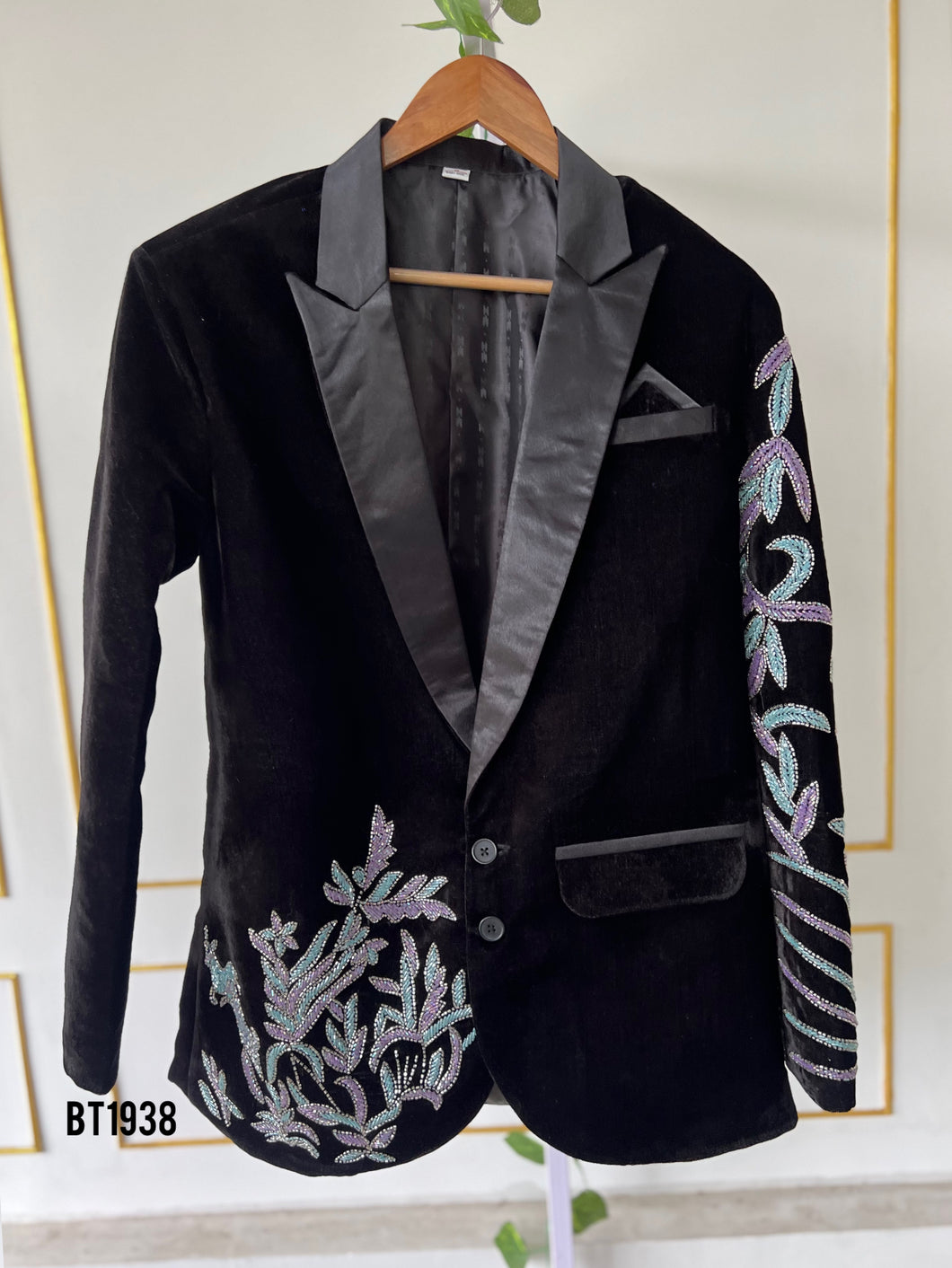 BT1938 Dazzling Black Party Blazer with Embroidered Details