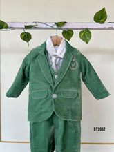 Load image into Gallery viewer, BT2062 Dapper Prince Suit for Little Gentlemen 🌟👶💚
