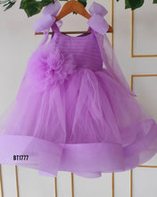 Load image into Gallery viewer, BT1777 Lavender Love: Mother &amp; Child Matching Dresses
