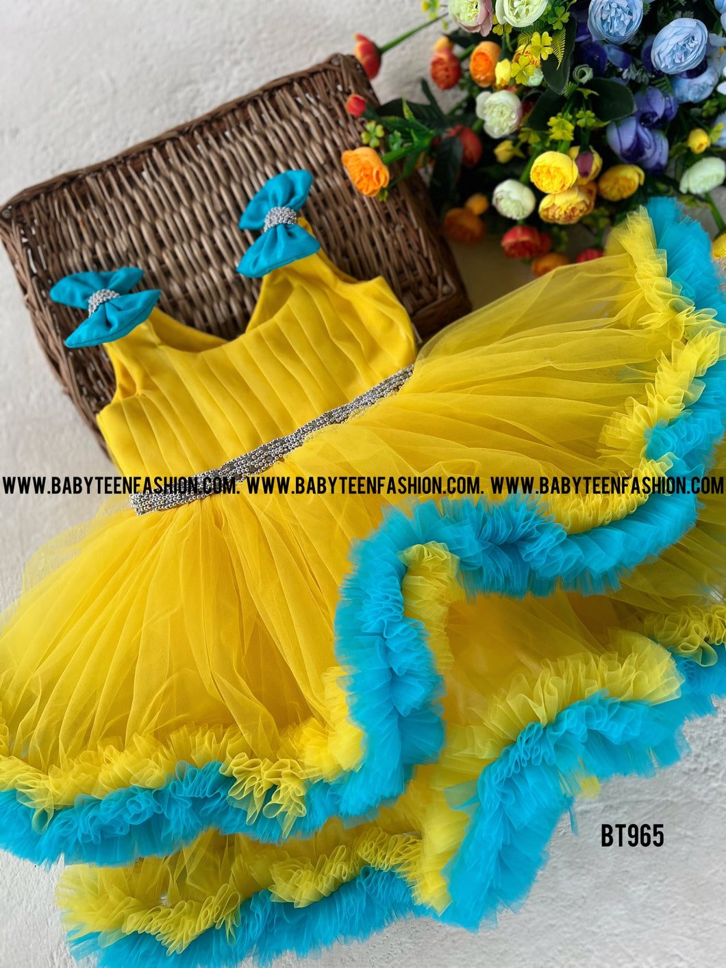 BT965 Sunbeam Fiesta Dress – A Jubilee of Color and Fun